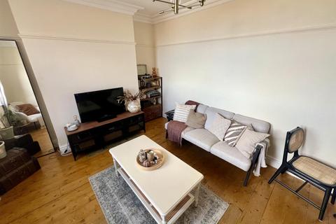 1 bedroom flat to rent, Lord Street, Southport