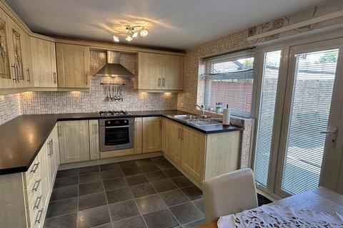 3 bedroom semi-detached house for sale, Mowbray Grove, Bishopsgarth, Stockton-On-Tees TS19 8XA