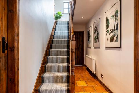 Hobbledehoy Cottage Moss Road, Moss, Doncaster, DN6 0HL