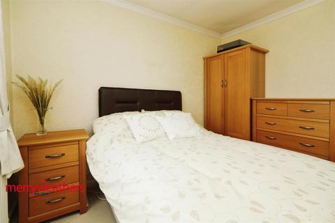 43 Benton Way, Kimberworth, Rotherham, S61 1QD