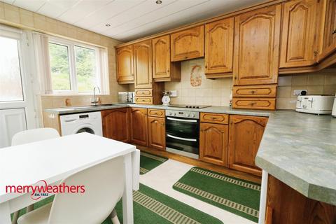 43 Benton Way, Kimberworth, Rotherham, S61 1QD