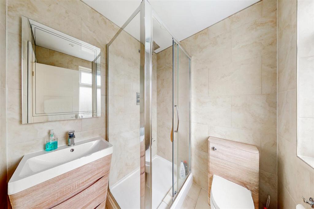 Ensuite.jpg