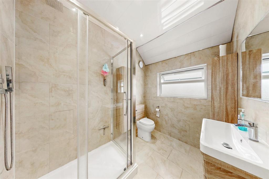 Family shower room.jpg