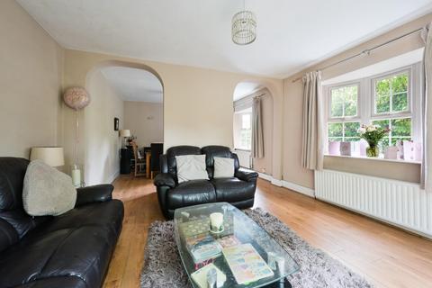 4 bedroom semi-detached house for sale, Worple Road, Epsom KT18