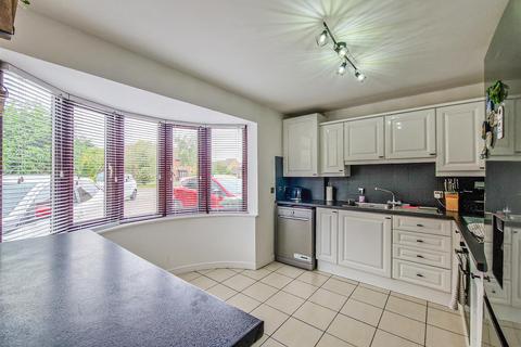 21 Bray Court, Shoeburyness, Southend-on-sea, SS3 8TZ