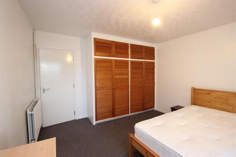 2 bedroom house to rent, Cherry Tree Close, Southmoor, Abingdon, Oxon