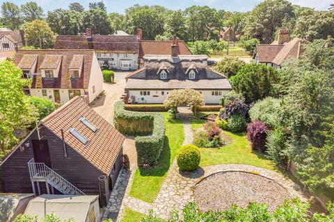 4 bedroom cottage for sale, Bury Road, Kentford CB8