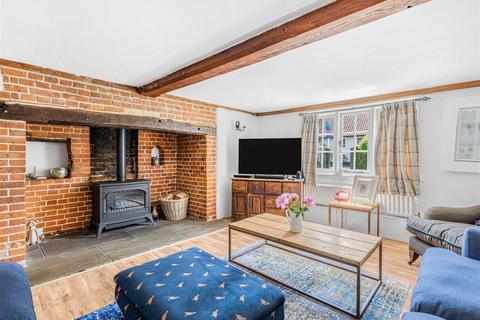 4 bedroom cottage for sale, Bury Road, Kentford CB8