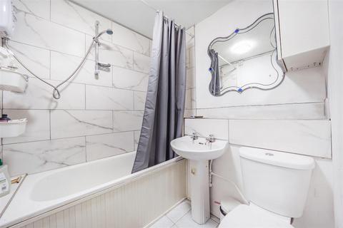 39 Chilton Street, London, E2 6DZ