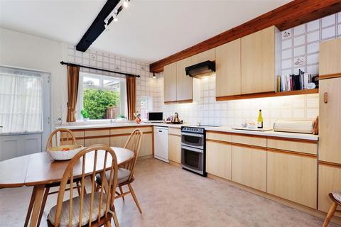 4 bedroom semi-detached house for sale, 3 Vinery Lane, Off Southbank Road, Hereford