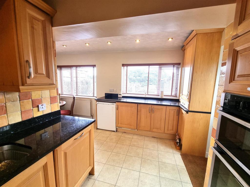 Kitchen Cont