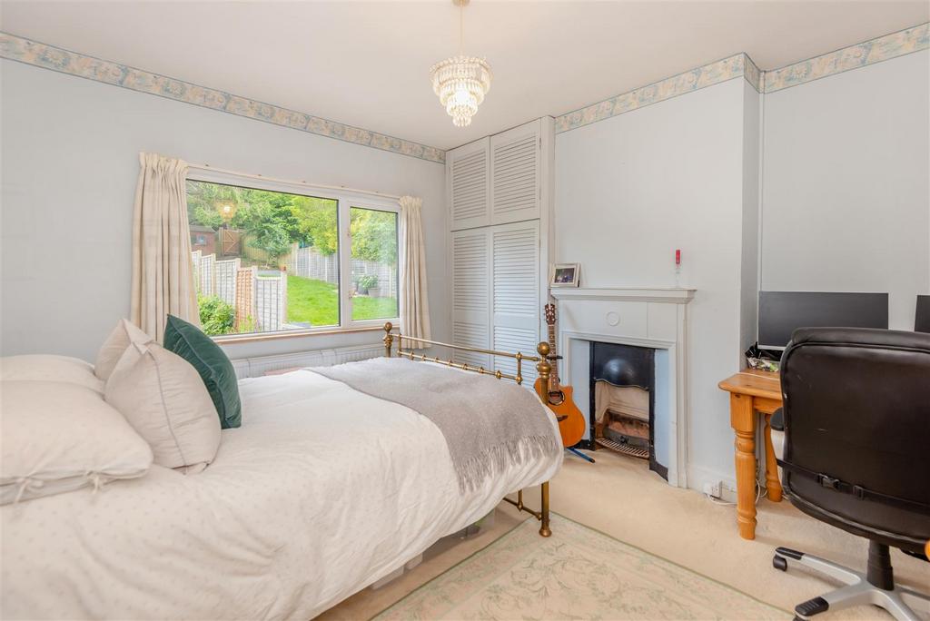 8604006-interior11.jpg