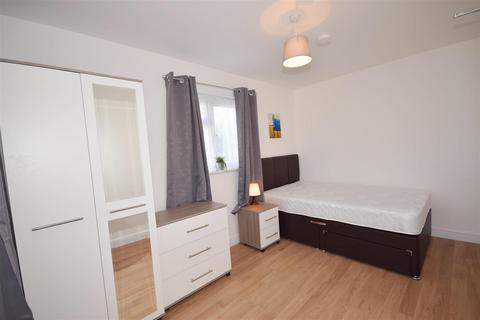 1 bedroom in a house share to rent, Reed Street, Ryde, PO33 1EN