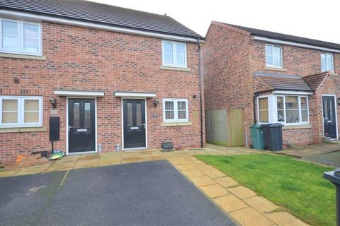 2 bedroom townhouse to rent, Southlands Close, South Milford, LS25