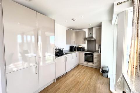 2 bedroom apartment for sale, London Road, Isleworth TW7