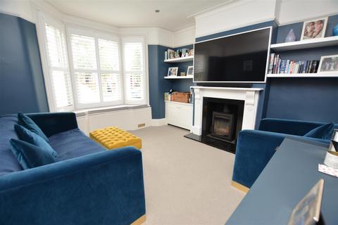 3 Cavendish Road, London, SW19 2ET