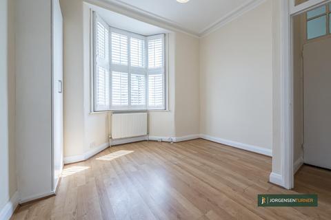 11l Third Avenue, London, W10 4RS