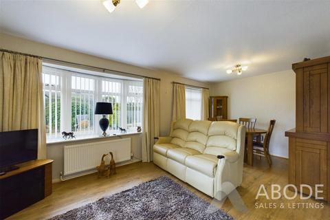 3 bedroom detached bungalow for sale, Pine Walk, Uttoxeter ST14