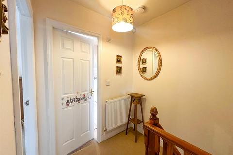 11 Laycock Fields, Cowling, Keighley, BD22 0DN