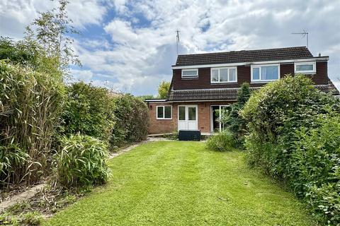 19 Alcocks Road, Alcester, B49 6RE