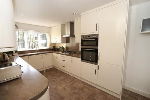 5 bedroom detached house for sale, 1 Easedale Road, Heaton, Bolton