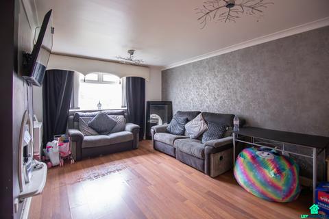 2 bedroom flat for sale, Dunnottar Street, Glasgow G33