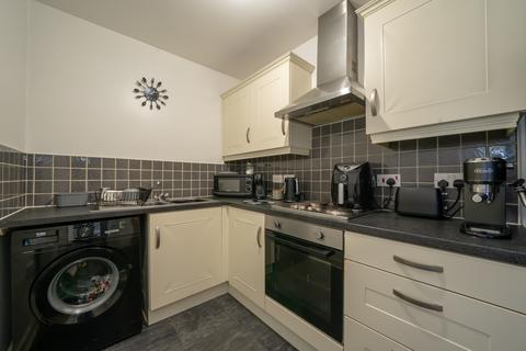 2 bedroom flat for sale, Lockfield, Runcorn WA7