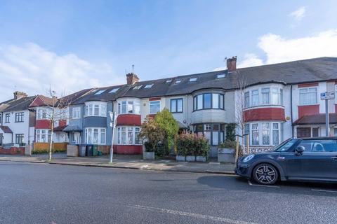 4 bedroom terraced house to rent, Leigh Gardens, London, NW10