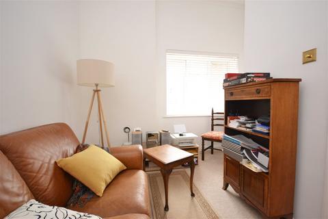 2 bedroom flat for sale, Victoria Drive, Bognor Regis