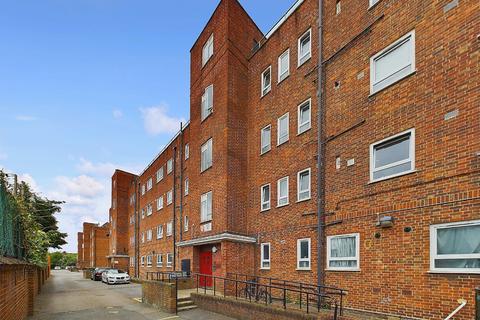 3 bedroom apartment for sale, Beverley House, Bromley BR1