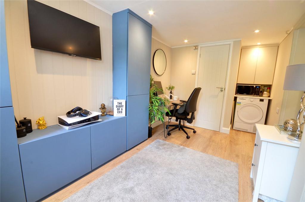 Family Room/Garage