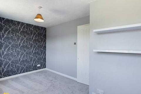 3 bedroom link detached house for sale, Waltham Gardens, Banbury OX16