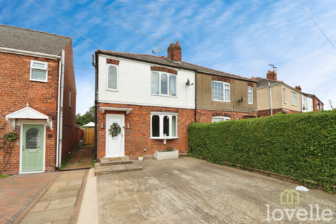 3 bedroom semi-detached house for sale, Kirton Road, Gainsborough DN21