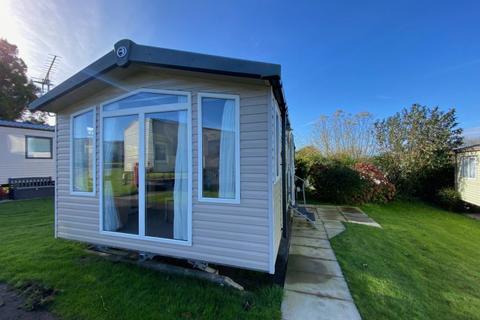 2 bedroom static caravan for sale, Wood Park, Tenby