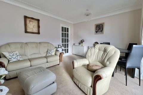 2 bedroom apartment for sale, Duchess Court, Bispham FY2