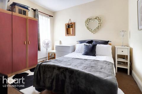 285 Cann Hall Road, London, E11 3NL