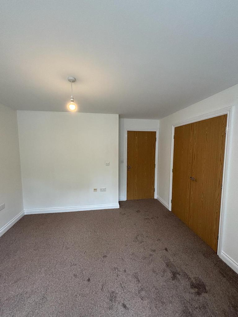 Spencer Court, Walbottle, Newcastle... 2 bed flat to rent £950 pcm (£