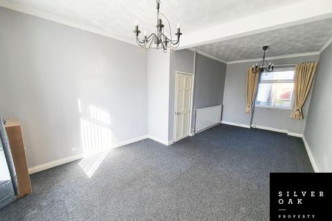 4 bedroom terraced house to rent, New Dock Street, Llanelli, Carmarthenshire
