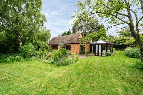 3 bedroom bungalow for sale, Watling Street, Little Brickhill, Milton Keynes, Buckinghamshire, MK17