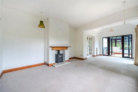 3 bedroom bungalow for sale, Watling Street, Little Brickhill, Milton Keynes, Buckinghamshire, MK17