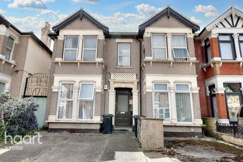 21a Redcliffe Gardens, Ilford, IG1 3HQ