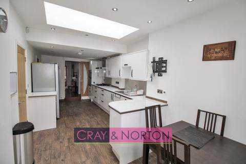 130 Dalmally Road, Croydon, CR0 6LT