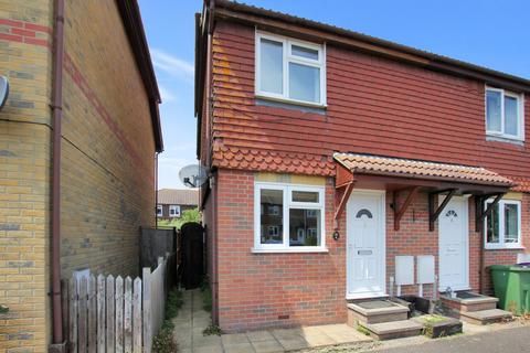 2 bedroom end of terrace house for sale, Wells Close, New Romney TN28