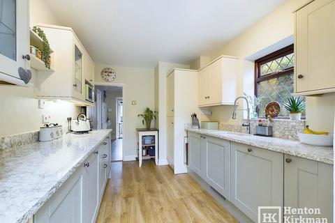 12 Brookside, Billericay, CM11 1DS