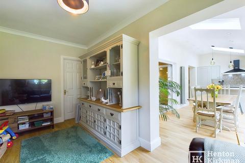 12 Brookside, Billericay, CM11 1DS