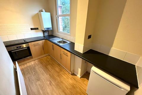 1 bedroom flat to rent, Forest Road West, Nottingham NG7