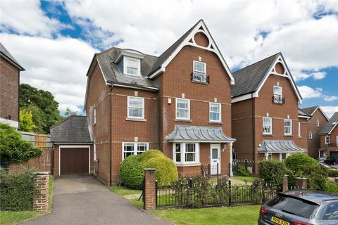 5 bedroom semi-detached house to rent, Newlands Crescent, Guildford, Surrey, GU1