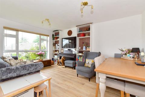 2 bedroom ground floor maisonette for sale, Top House Rise, Chingford