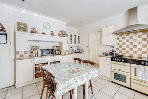 5 bedroom detached house for sale, Poulters Lane, Worthing, West Sussex, BN14