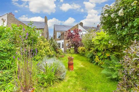 3 bedroom end of terrace house for sale, Southwall Road, Deal, Kent